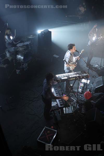 METRONOMY - 2011-05-04 - PARIS - La Cigale - 